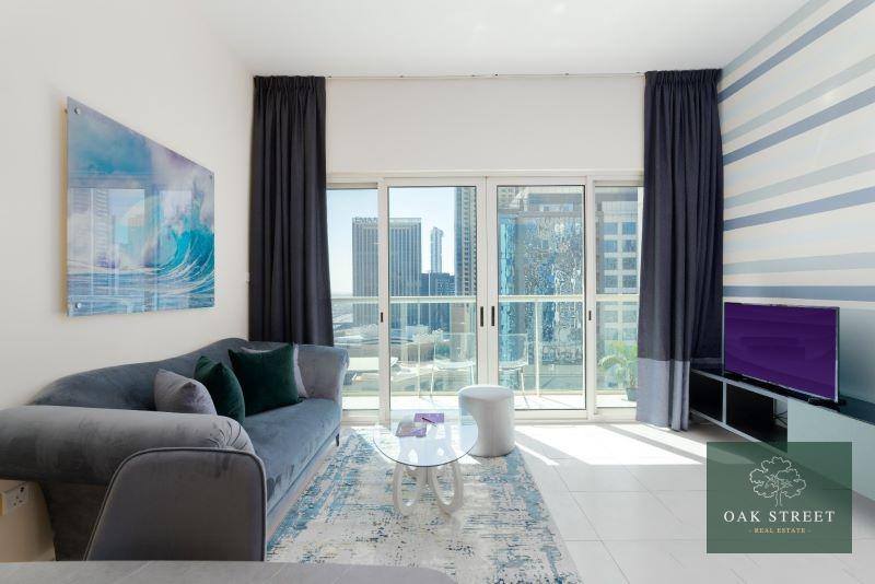 FULLY FURNISHED | HIGH FLOOR | CLOSE TO METRO