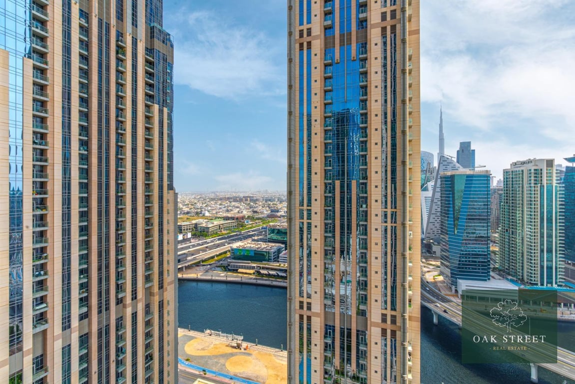 Elegant | Stunning Canal & Burj Views | Modern