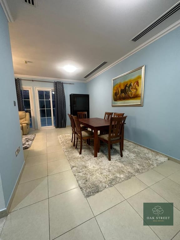 One Bedroom | Townhouse | Large Layout