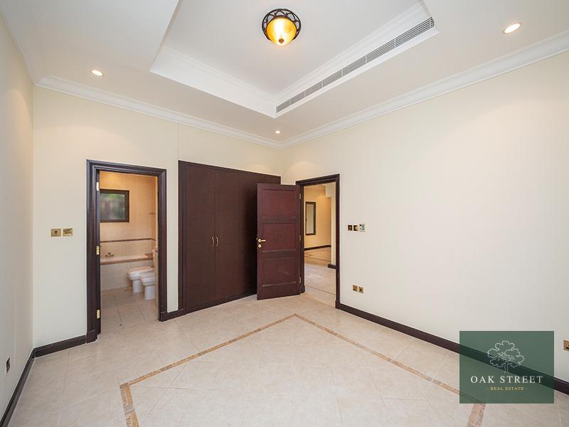 Inside Gate | Vacant Now | 4 Bed Canal Cove