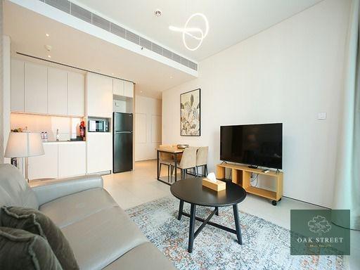 Luxury 1BR | Furnished | Stunning Marina View | Bills inc Option