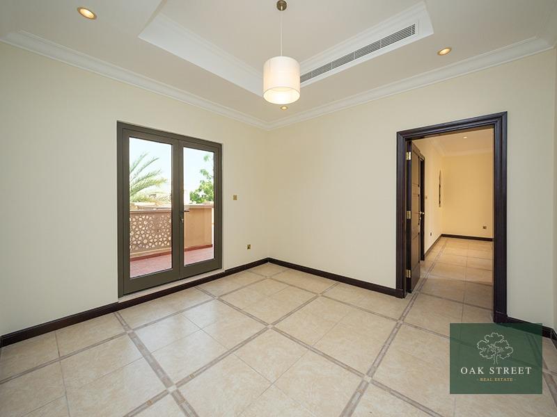 Inside Gate | Vacant Now | 4 Bed Canal Cove