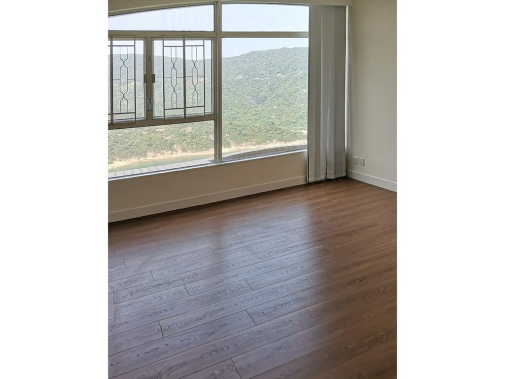 https://img.propertyraptor.com/cdn-cgi/imagedelivery/KD5bF_AFL0JDTbKLWF7z9g/ap8/ap8_001/hornet/prp/img/00139566abbe51cf29a9c8d01ee3faf8-wtm.jpg/public