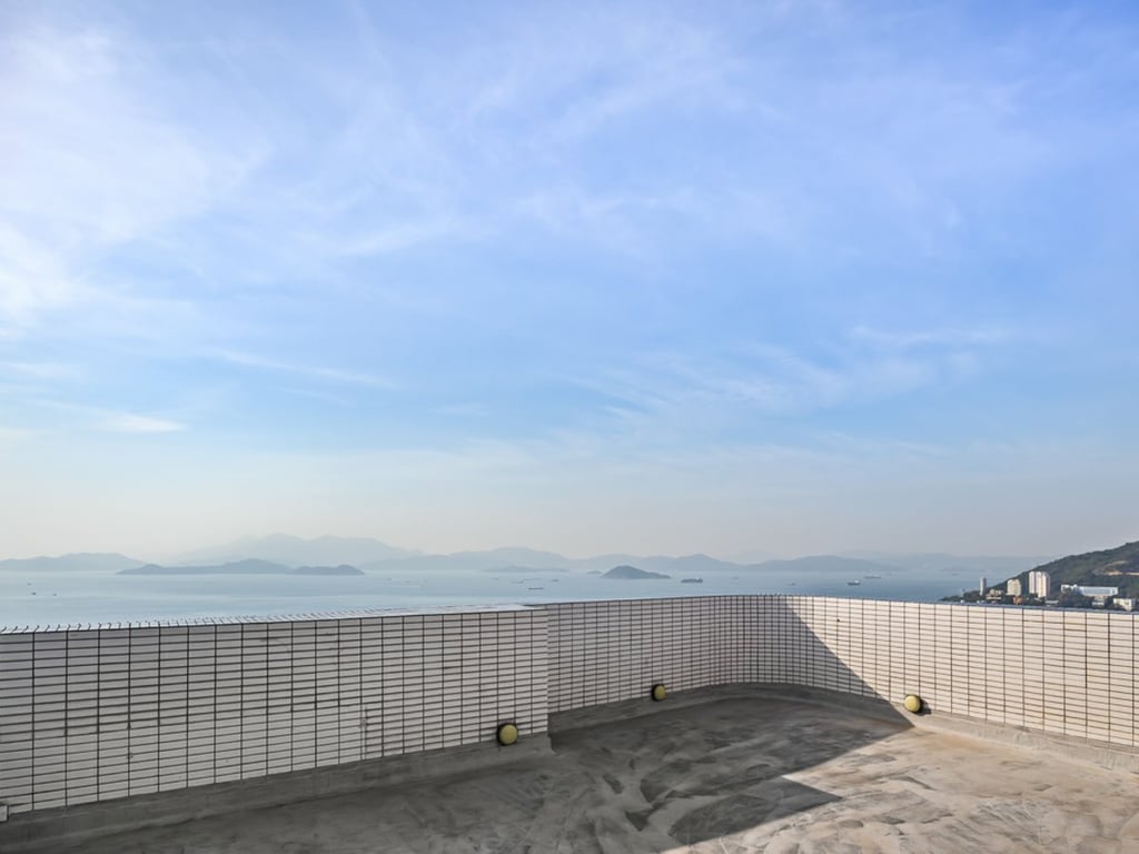https://img.propertyraptor.com/cdn-cgi/imagedelivery/KD5bF_AFL0JDTbKLWF7z9g/ap8/ap8_001/hornet/prp/img/008f6fc1843b6b0b83fa388973948f6d-wtm.jpg/public