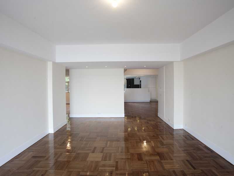 Pokfulam Court