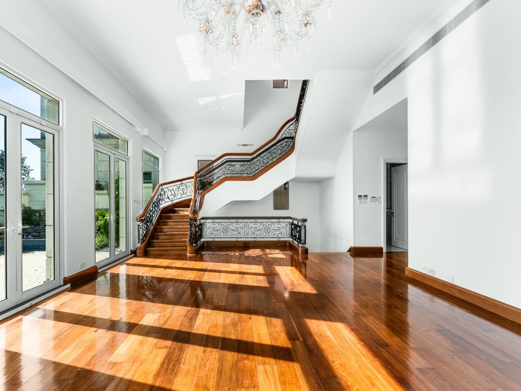 110 Repulse Bay Road