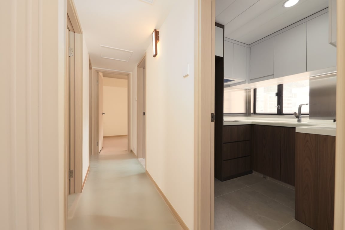 https://img.propertyraptor.com/cdn-cgi/imagedelivery/KD5bF_AFL0JDTbKLWF7z9g/ap8/ap8_001/hornet/prp/img/0238e505c9edbfe07f2ecf5ee069a306-wtm.jpg/public