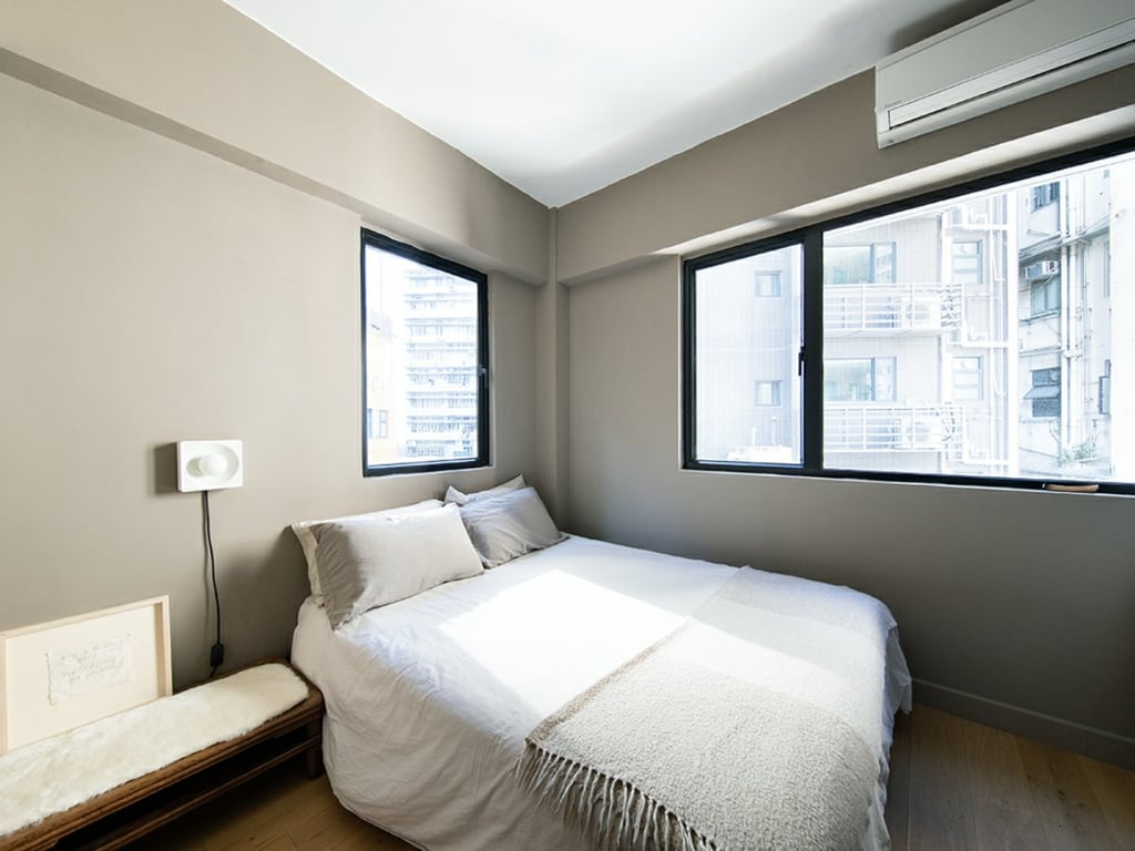 https://img.propertyraptor.com/cdn-cgi/imagedelivery/KD5bF_AFL0JDTbKLWF7z9g/ap8/ap8_001/hornet/prp/img/025e71cb41cee84ba25d29d2e80c7da6.jpg/public
