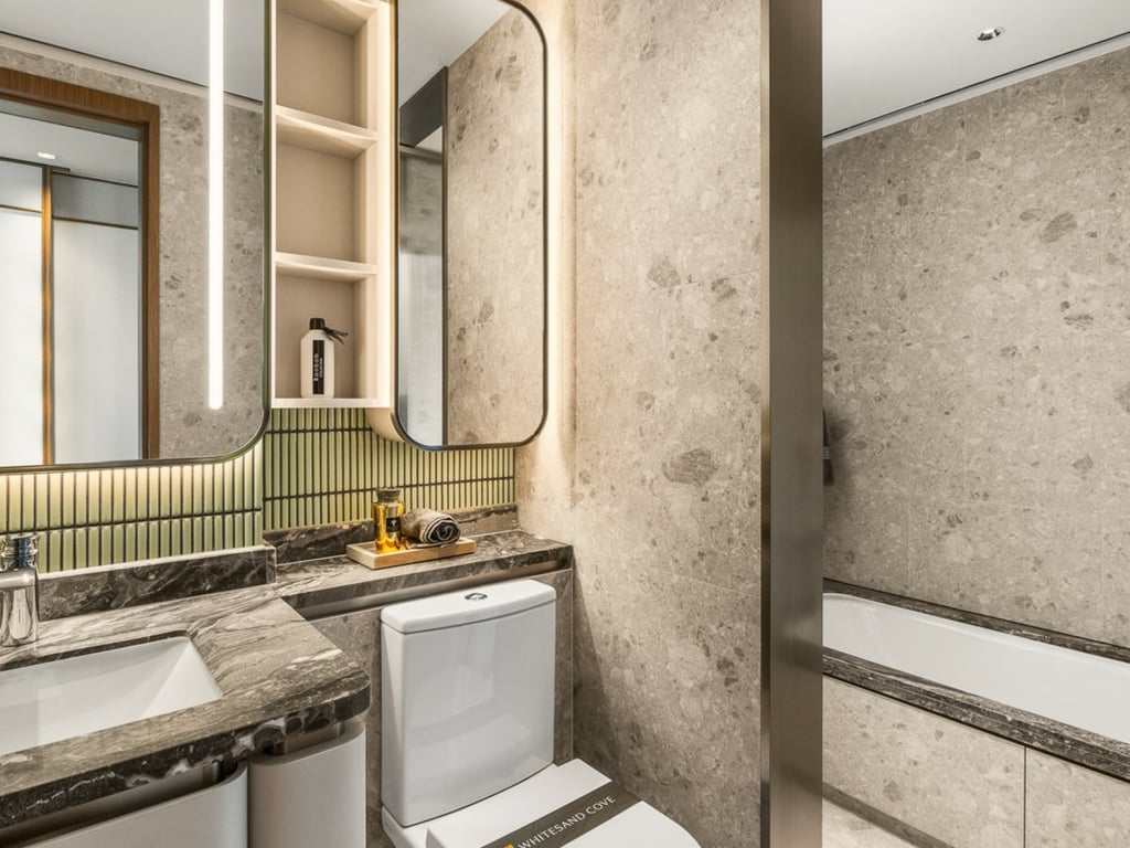 https://img.propertyraptor.com/cdn-cgi/imagedelivery/KD5bF_AFL0JDTbKLWF7z9g/ap8/ap8_001/hornet/prp/img/02870ae97b4d513d2822d6f5b61f44aa.jpg/public