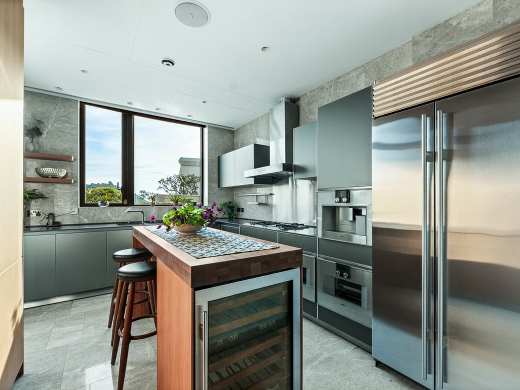 https://img.propertyraptor.com/cdn-cgi/imagedelivery/KD5bF_AFL0JDTbKLWF7z9g/ap8/ap8_001/hornet/prp/img/028a104d144002d6d0cec620d83c1127-wtm.jpg/public