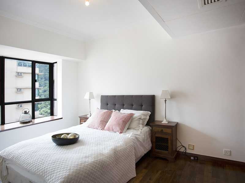 https://img.propertyraptor.com/cdn-cgi/imagedelivery/KD5bF_AFL0JDTbKLWF7z9g/ap8/ap8_001/hornet/prp/img/029c204cf9af9d0ccc35ecd05c359b7e.jpg/public