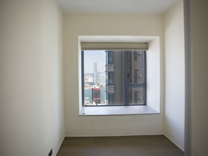 https://img.propertyraptor.com/cdn-cgi/imagedelivery/KD5bF_AFL0JDTbKLWF7z9g/ap8/ap8_001/hornet/prp/img/02a66bb9d81460c4d5055d97a706a476.jpg/public