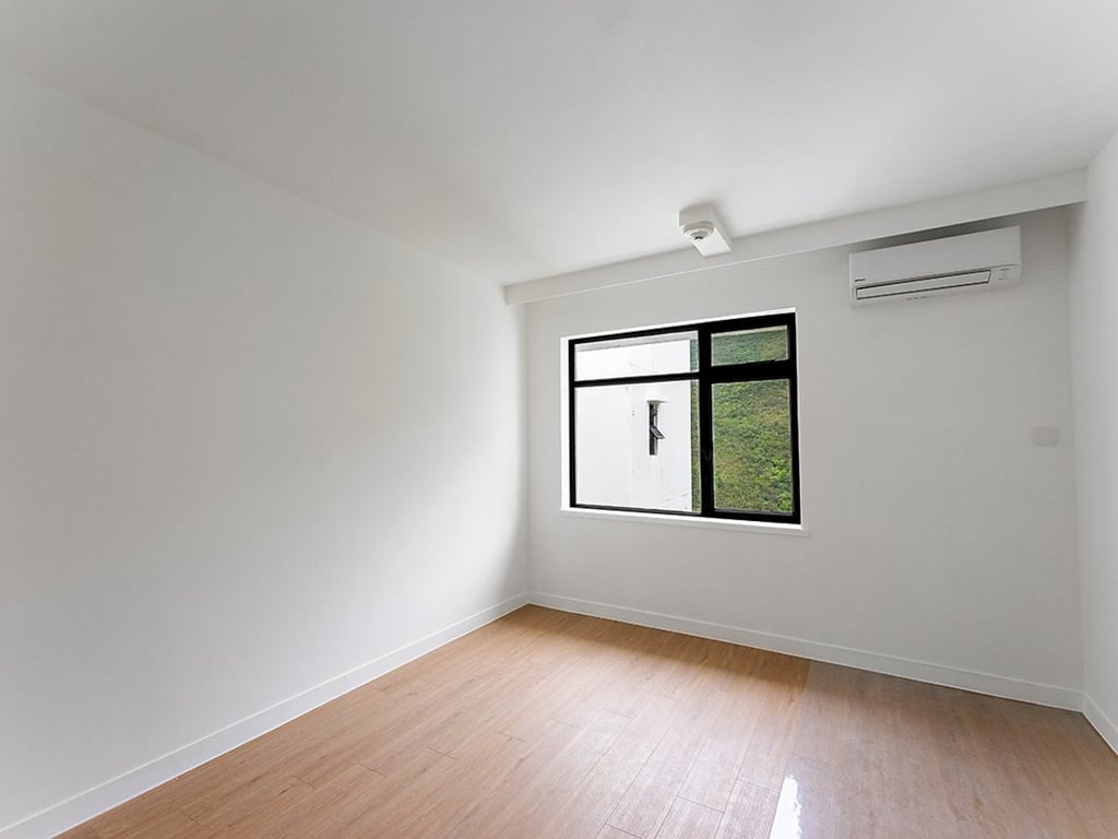 Repulse Bay Apartments