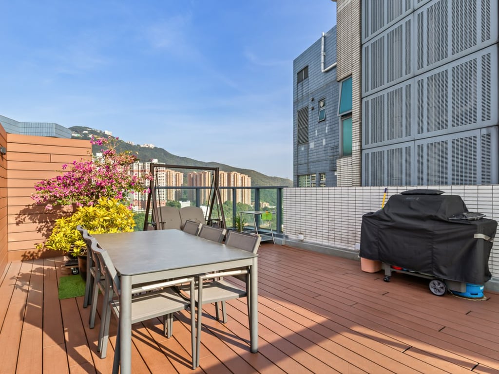 https://img.propertyraptor.com/cdn-cgi/imagedelivery/KD5bF_AFL0JDTbKLWF7z9g/ap8/ap8_001/hornet/prp/img/034a33e90d4c864f2138ef493b6ae54d-wtm.jpg/public