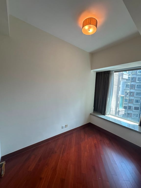 The Avenue-Phase 1