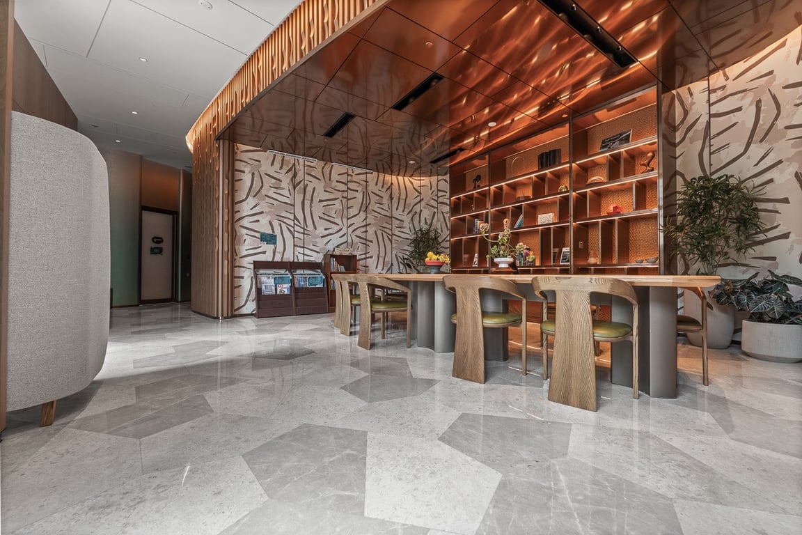 https://img.propertyraptor.com/cdn-cgi/imagedelivery/KD5bF_AFL0JDTbKLWF7z9g/ap8/ap8_001/hornet/prp/img/046079593211178d22e86ba98a935898-wtm.jpg/public