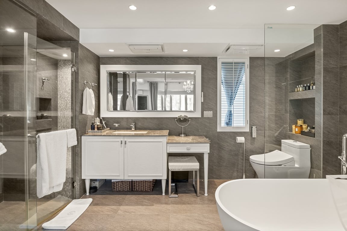 https://img.propertyraptor.com/cdn-cgi/imagedelivery/KD5bF_AFL0JDTbKLWF7z9g/ap8/ap8_001/hornet/prp/img/04e0fbf7fd248620e67fe216b9b28c9c-wtm.jpg/public