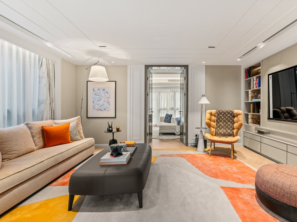 https://img.propertyraptor.com/cdn-cgi/imagedelivery/KD5bF_AFL0JDTbKLWF7z9g/ap8/ap8_001/hornet/prp/img/05689dd1484cf125f242c8813aa132e0-wtm.jpg/public