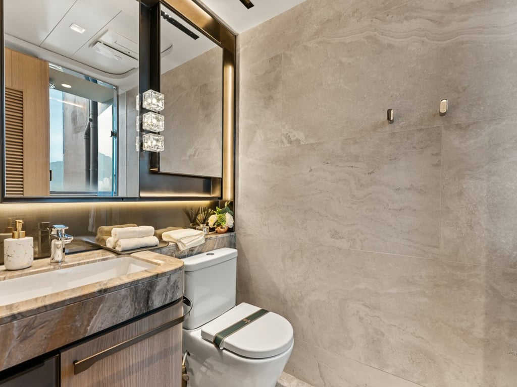 https://img.propertyraptor.com/cdn-cgi/imagedelivery/KD5bF_AFL0JDTbKLWF7z9g/ap8/ap8_001/hornet/prp/img/05ca35ca5f0d7017190ae5060097f810-wtm.jpg/public