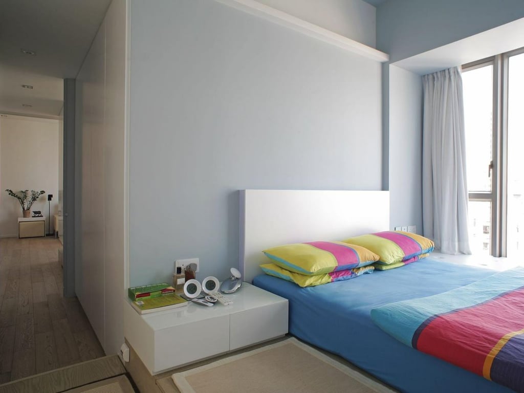 https://img.propertyraptor.com/cdn-cgi/imagedelivery/KD5bF_AFL0JDTbKLWF7z9g/ap8/ap8_001/hornet/prp/img/05e79e09cb2623d8f173b0a62d68fda4.jpg/public