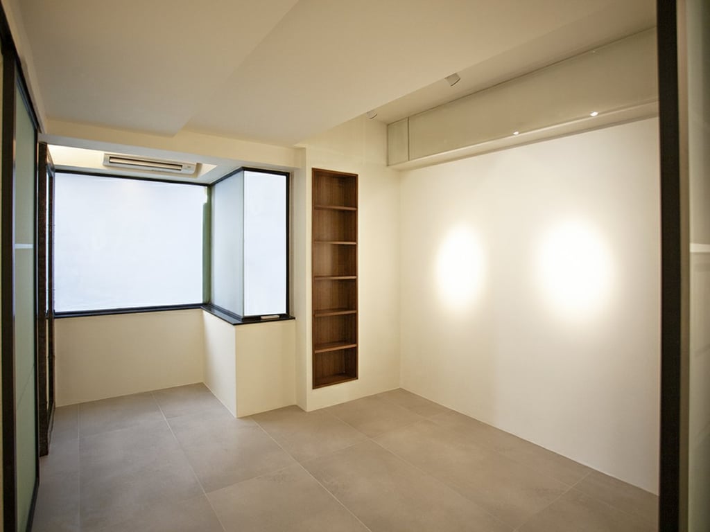 https://img.propertyraptor.com/cdn-cgi/imagedelivery/KD5bF_AFL0JDTbKLWF7z9g/ap8/ap8_001/hornet/prp/img/06457c98c49460f36b7eeb8e4534d5e2.jpg/public