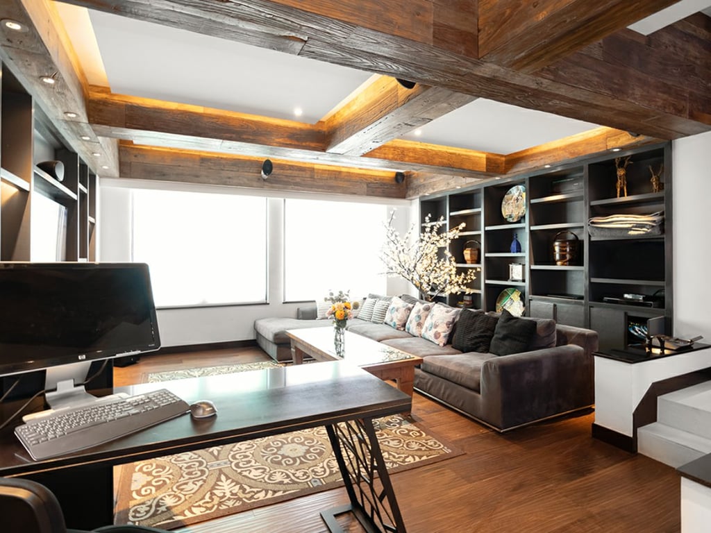 https://img.propertyraptor.com/cdn-cgi/imagedelivery/KD5bF_AFL0JDTbKLWF7z9g/ap8/ap8_001/hornet/prp/img/06b0a98f74e512d76f1c8a750ae4dcbf.jpg/public