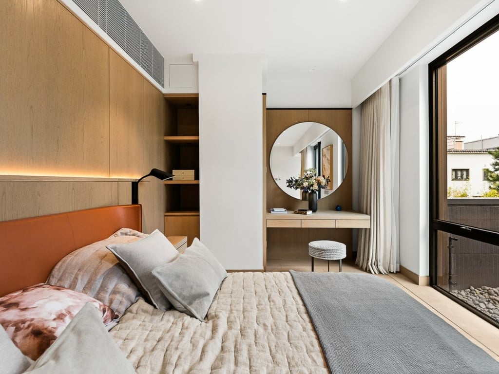 https://img.propertyraptor.com/cdn-cgi/imagedelivery/KD5bF_AFL0JDTbKLWF7z9g/ap8/ap8_001/hornet/prp/img/06bf266d9e44e09006a0fcca2356e6d8-wtm.jpg/public