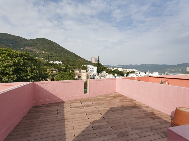 https://img.propertyraptor.com/cdn-cgi/imagedelivery/KD5bF_AFL0JDTbKLWF7z9g/ap8/ap8_001/hornet/prp/img/06d009b1a621bf824949498683ca8611.jpg/public