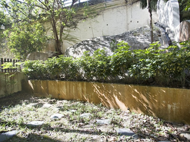 Redhill Peninsula - Palm Drive