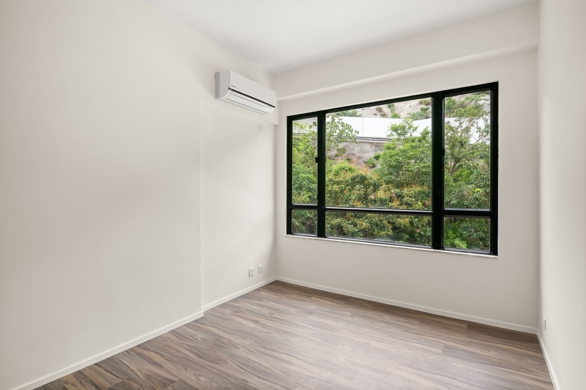 https://img.propertyraptor.com/cdn-cgi/imagedelivery/KD5bF_AFL0JDTbKLWF7z9g/ap8/ap8_001/hornet/prp/img/08577d349fc2ddebb2c7d9b11167c66f-wtm.jpg/public