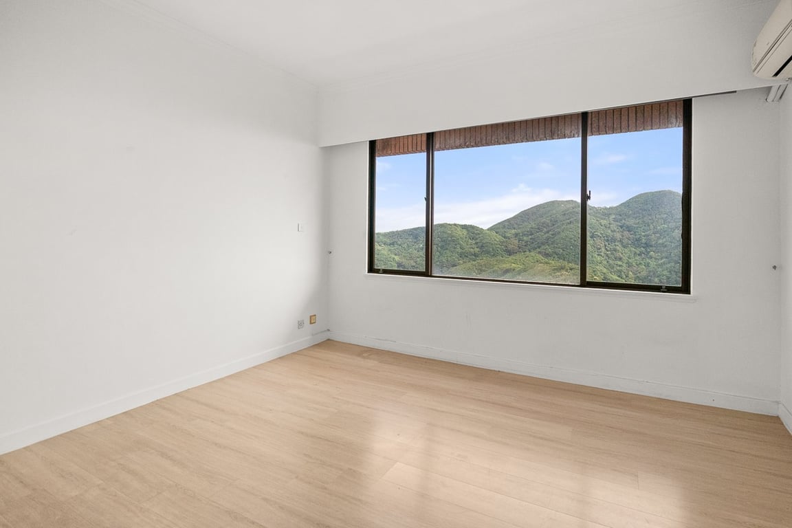 https://img.propertyraptor.com/cdn-cgi/imagedelivery/KD5bF_AFL0JDTbKLWF7z9g/ap8/ap8_001/hornet/prp/img/08667e9afe8f0174d1d2fcca4fcf5b0e-wtm.jpg/public
