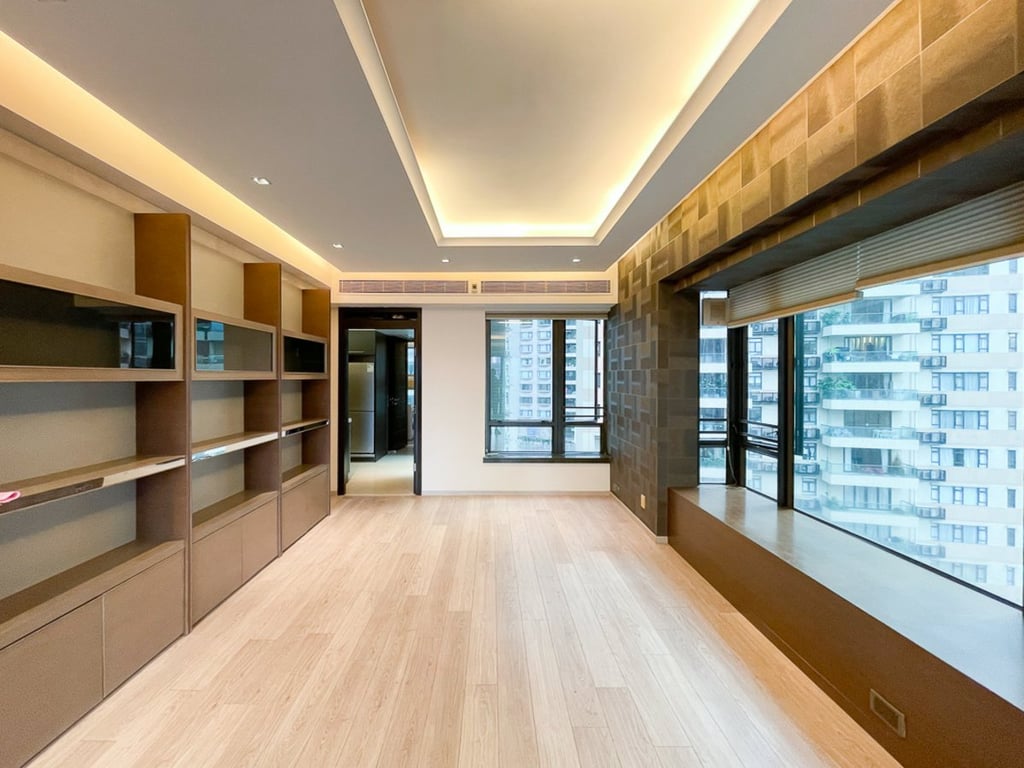 11 Macdonnell Road