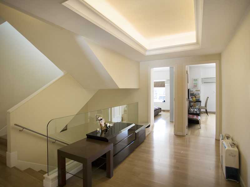 https://img.propertyraptor.com/cdn-cgi/imagedelivery/KD5bF_AFL0JDTbKLWF7z9g/ap8/ap8_001/hornet/prp/img/0992d01a08b3954ad04589464142b7b3.jpg/public