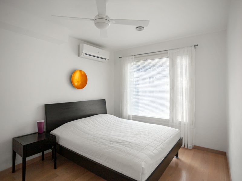 https://img.propertyraptor.com/cdn-cgi/imagedelivery/KD5bF_AFL0JDTbKLWF7z9g/ap8/ap8_001/hornet/prp/img/09ab38547248e01a0698f23662c96fc1.jpg/public