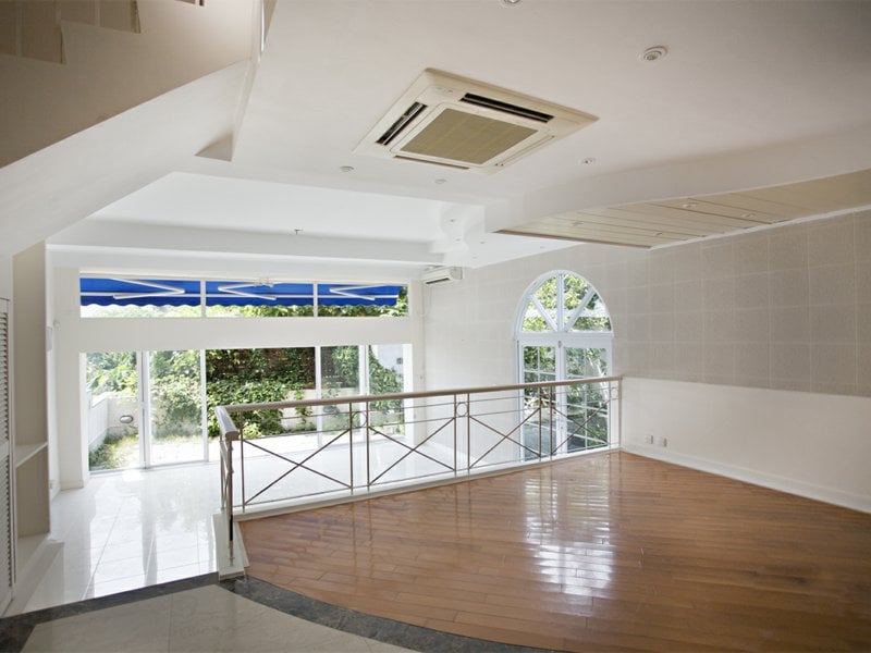 Sea Breeze Villa