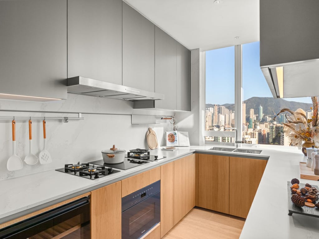 https://img.propertyraptor.com/cdn-cgi/imagedelivery/KD5bF_AFL0JDTbKLWF7z9g/ap8/ap8_001/hornet/prp/img/0a292f56beecbe8cbe86e20a2d8ef343-wtm.jpg/public