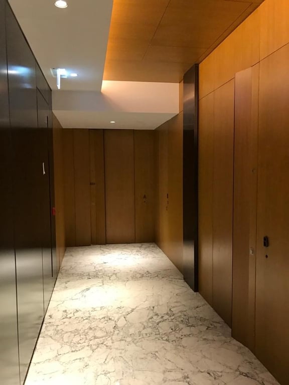 https://img.propertyraptor.com/cdn-cgi/imagedelivery/KD5bF_AFL0JDTbKLWF7z9g/ap8/ap8_001/hornet/prp/img/0adad4d521f3266d7788375dae6e7f73-wtm.jpg/public