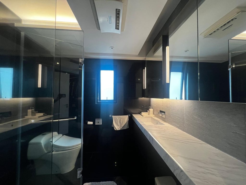 https://img.propertyraptor.com/cdn-cgi/imagedelivery/KD5bF_AFL0JDTbKLWF7z9g/ap8/ap8_001/hornet/prp/img/0af3aa1f8e9a5eafdd4dd67633ce2896-wtm.jpg/public