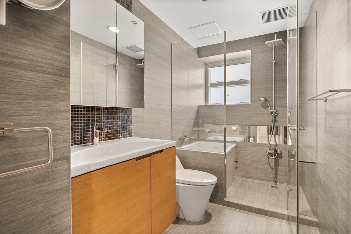 https://img.propertyraptor.com/cdn-cgi/imagedelivery/KD5bF_AFL0JDTbKLWF7z9g/ap8/ap8_001/hornet/prp/img/0bca0846ccfb997bf2185b9d34a224ae-wtm.jpg/public