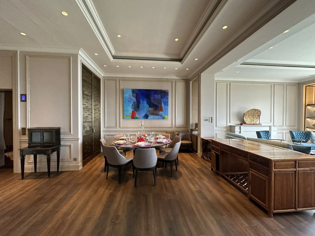 https://img.propertyraptor.com/cdn-cgi/imagedelivery/KD5bF_AFL0JDTbKLWF7z9g/ap8/ap8_001/hornet/prp/img/0bf63fdf74a111ee1579c65e4b3b5ed1.jpg/public