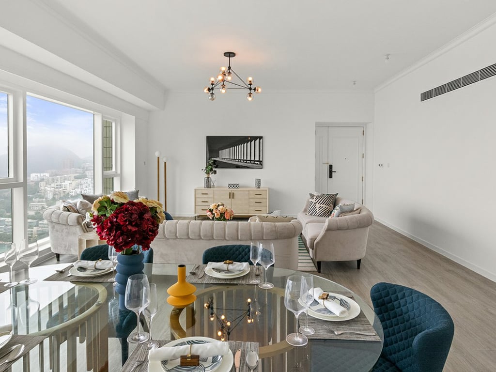 127 Repulse Bay Road