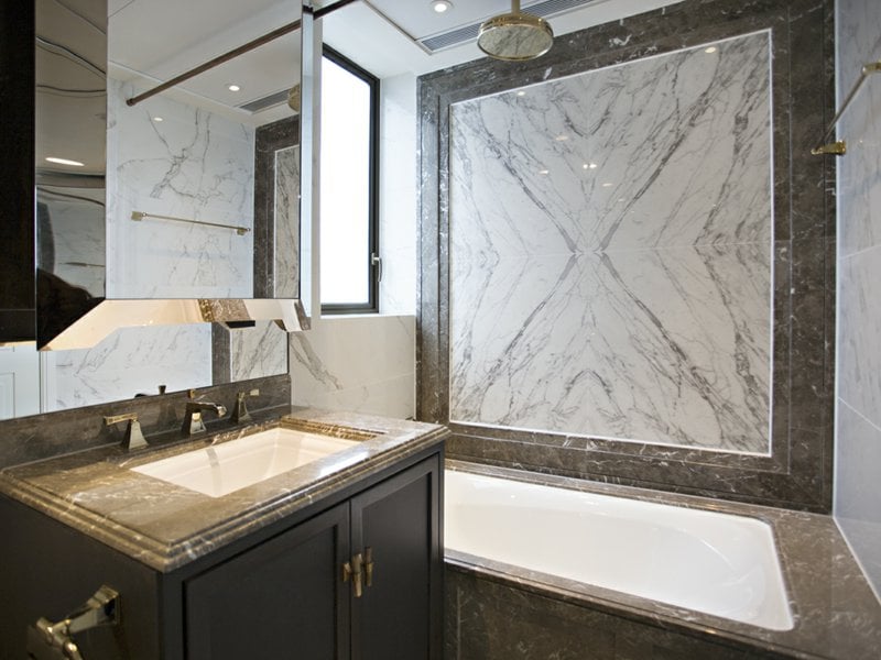 https://img.propertyraptor.com/cdn-cgi/imagedelivery/KD5bF_AFL0JDTbKLWF7z9g/ap8/ap8_001/hornet/prp/img/0c0682605da048d51bed275bfc484ece.jpg/public