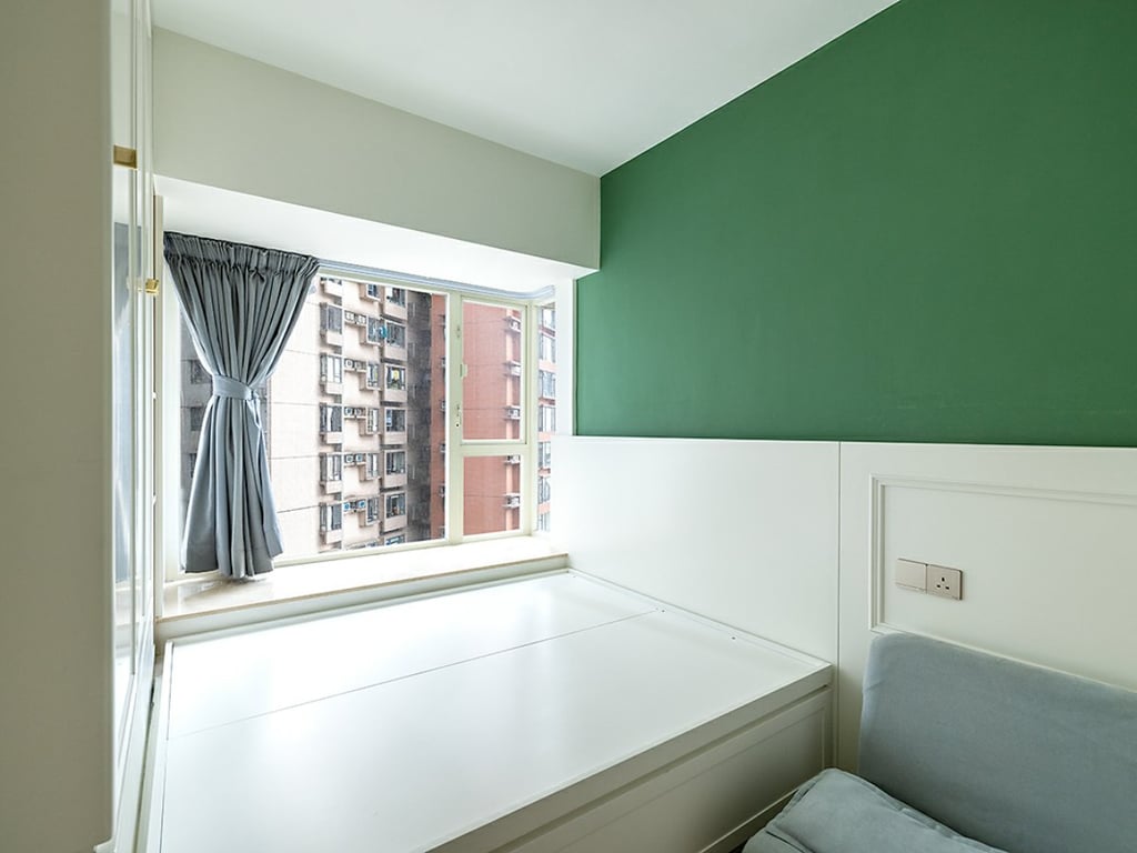 https://img.propertyraptor.com/cdn-cgi/imagedelivery/KD5bF_AFL0JDTbKLWF7z9g/ap8/ap8_001/hornet/prp/img/0c11a0fa338042c8acd3f4d30a56be94.jpg/public