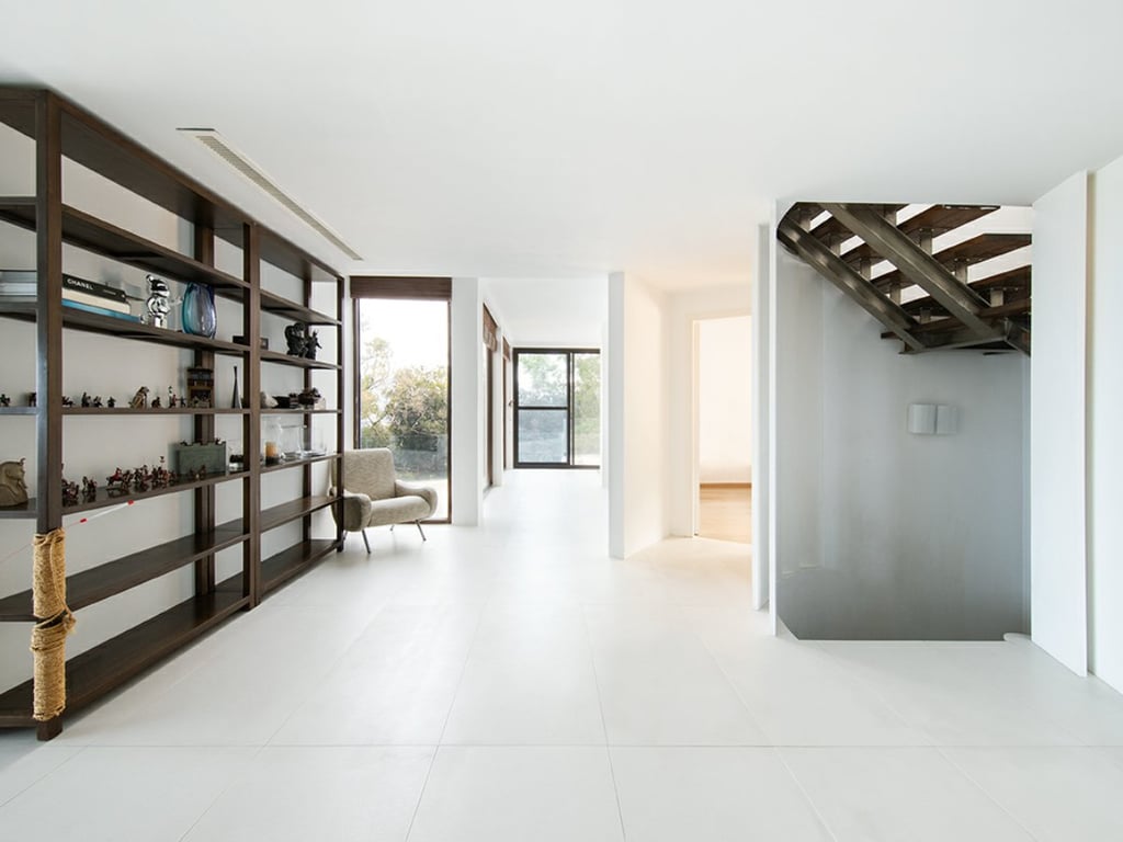 https://img.propertyraptor.com/cdn-cgi/imagedelivery/KD5bF_AFL0JDTbKLWF7z9g/ap8/ap8_001/hornet/prp/img/0c1cc7c56996d202b9a7b7d8b0b2e339.jpg/public