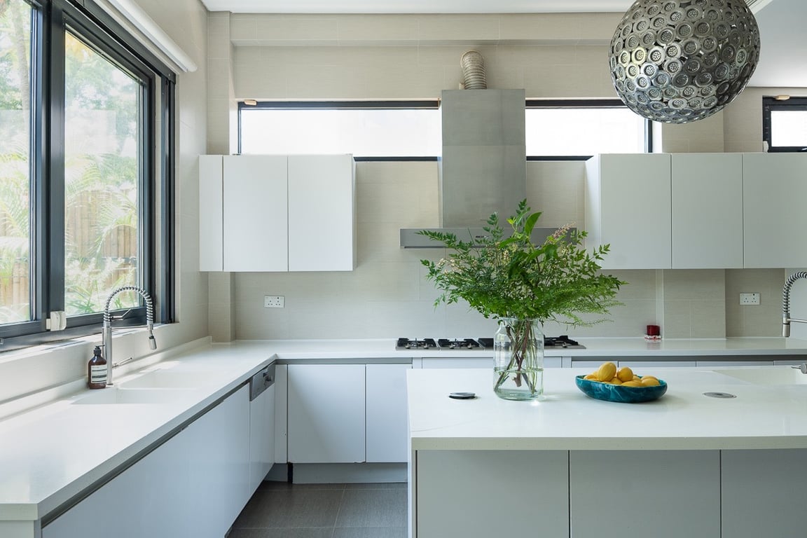https://img.propertyraptor.com/cdn-cgi/imagedelivery/KD5bF_AFL0JDTbKLWF7z9g/ap8/ap8_001/hornet/prp/img/0c656fb5813a6a2b2bf564504bdd8b20-wtm.jpg/public