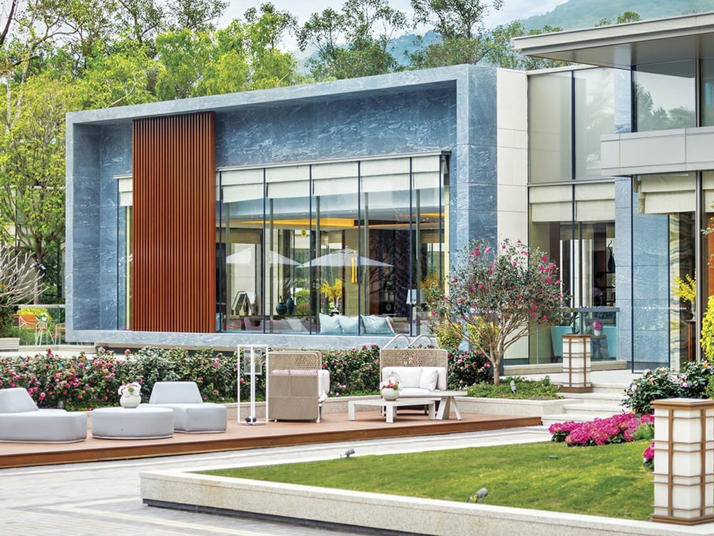 https://img.propertyraptor.com/cdn-cgi/imagedelivery/KD5bF_AFL0JDTbKLWF7z9g/ap8/ap8_001/hornet/prp/img/0c9e435ed6b3ccdcf313b49c883ab8c4.jpg/public