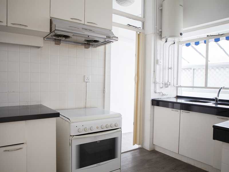 https://img.propertyraptor.com/cdn-cgi/imagedelivery/KD5bF_AFL0JDTbKLWF7z9g/ap8/ap8_001/hornet/prp/img/0ccfd5520d558a0295924eb05f7f6099.jpg/public