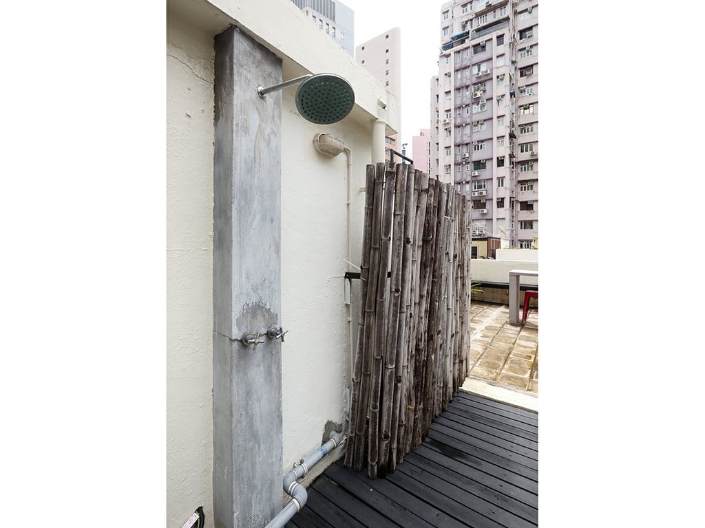 https://img.propertyraptor.com/cdn-cgi/imagedelivery/KD5bF_AFL0JDTbKLWF7z9g/ap8/ap8_001/hornet/prp/img/0cf0b61fd4b8677909cd4384f98d1dbf.jpg/public