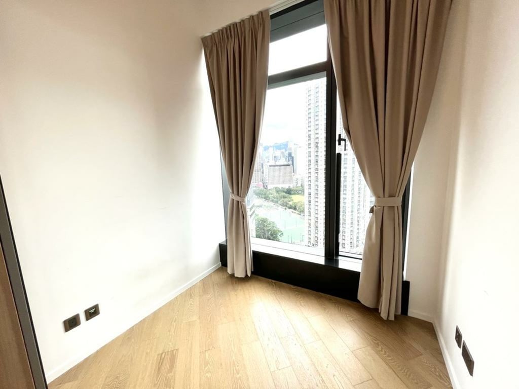 https://img.propertyraptor.com/cdn-cgi/imagedelivery/KD5bF_AFL0JDTbKLWF7z9g/ap8/ap8_001/hornet/prp/img/0cfdbcfec75fa88a5c488a0d59c7316a-wtm.jpg/public