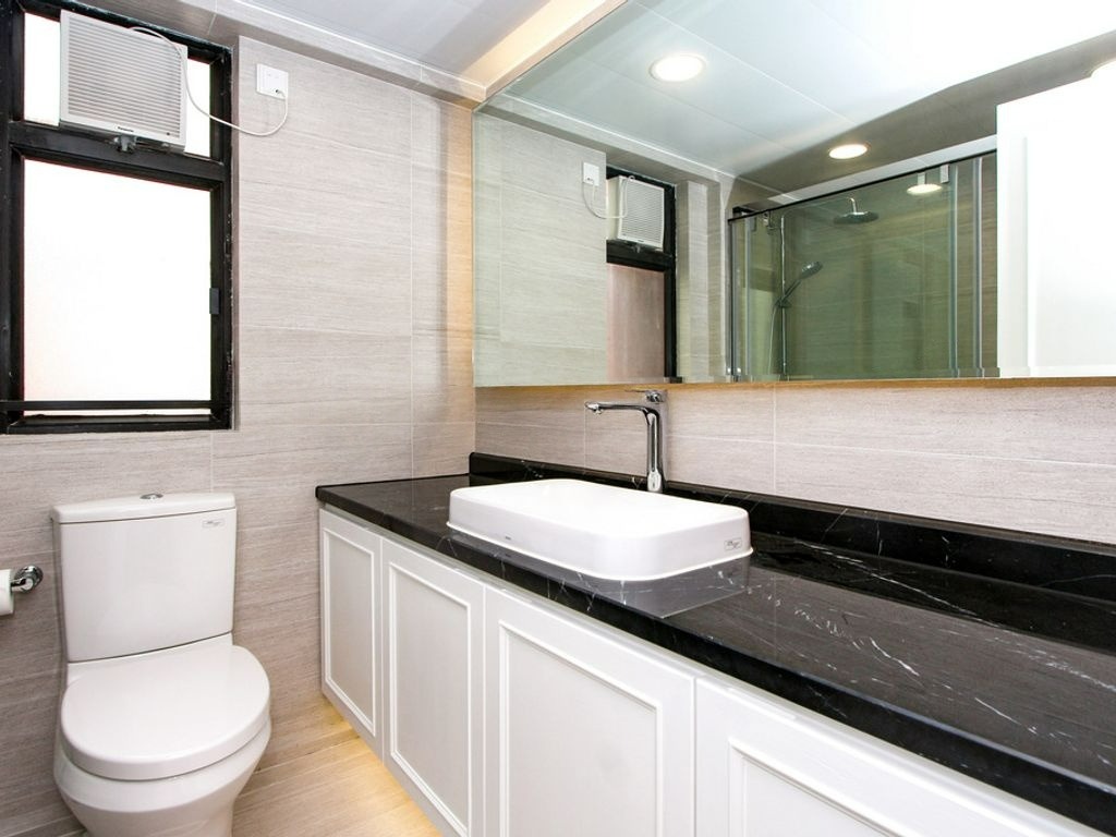 https://img.propertyraptor.com/cdn-cgi/imagedelivery/KD5bF_AFL0JDTbKLWF7z9g/ap8/ap8_001/hornet/prp/img/0d07255136bb94771cb1ebc69a26228f-wtm.jpg/public